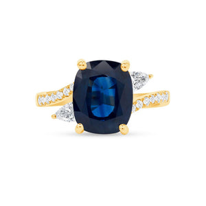 3.65 CT Sapphire & 0.53 CT Diamonds in 18K Yellow Gold Engagement Ring
